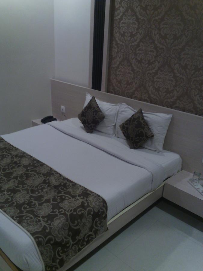 Celebration Hotel And Resort Rewa Εξωτερικό φωτογραφία